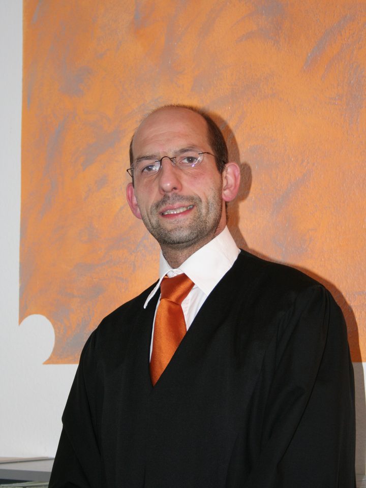 Rechtsanwalt Joachim Schindler in Robe